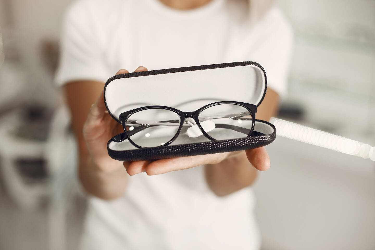 Cómo desinfectar gafas y lentillas desinfectar gafas