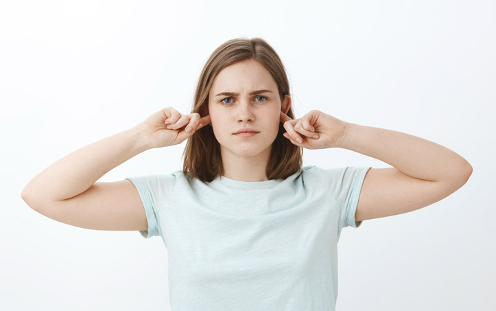 Tinnitus Acúfenos